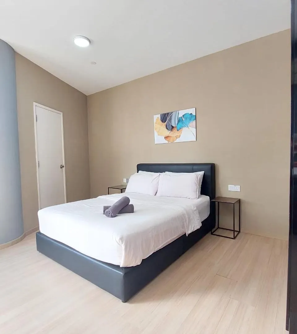 118 Island Plaza Suite City8 By Joal Tanjung Tokong 0*,
